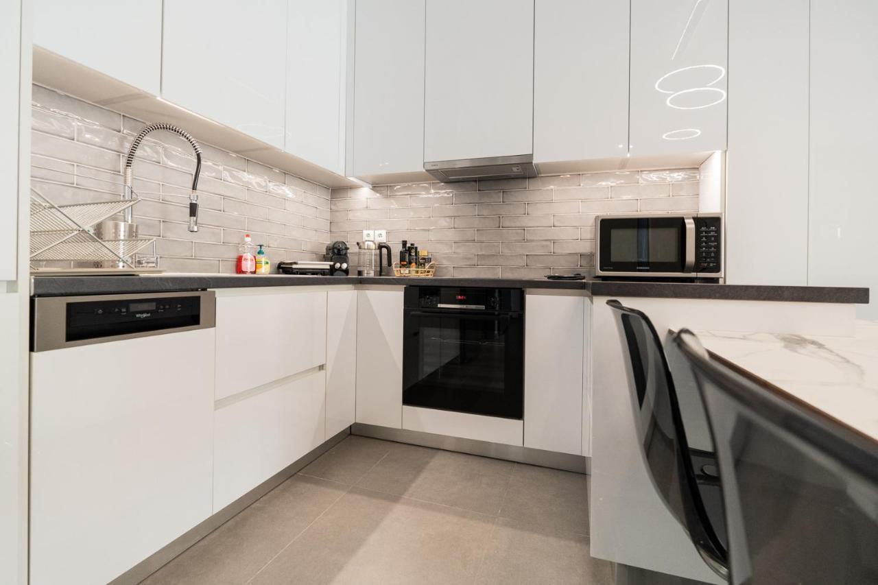 אתונה Liv - Luminous & Spacious In Pagrati מראה חיצוני תמונה